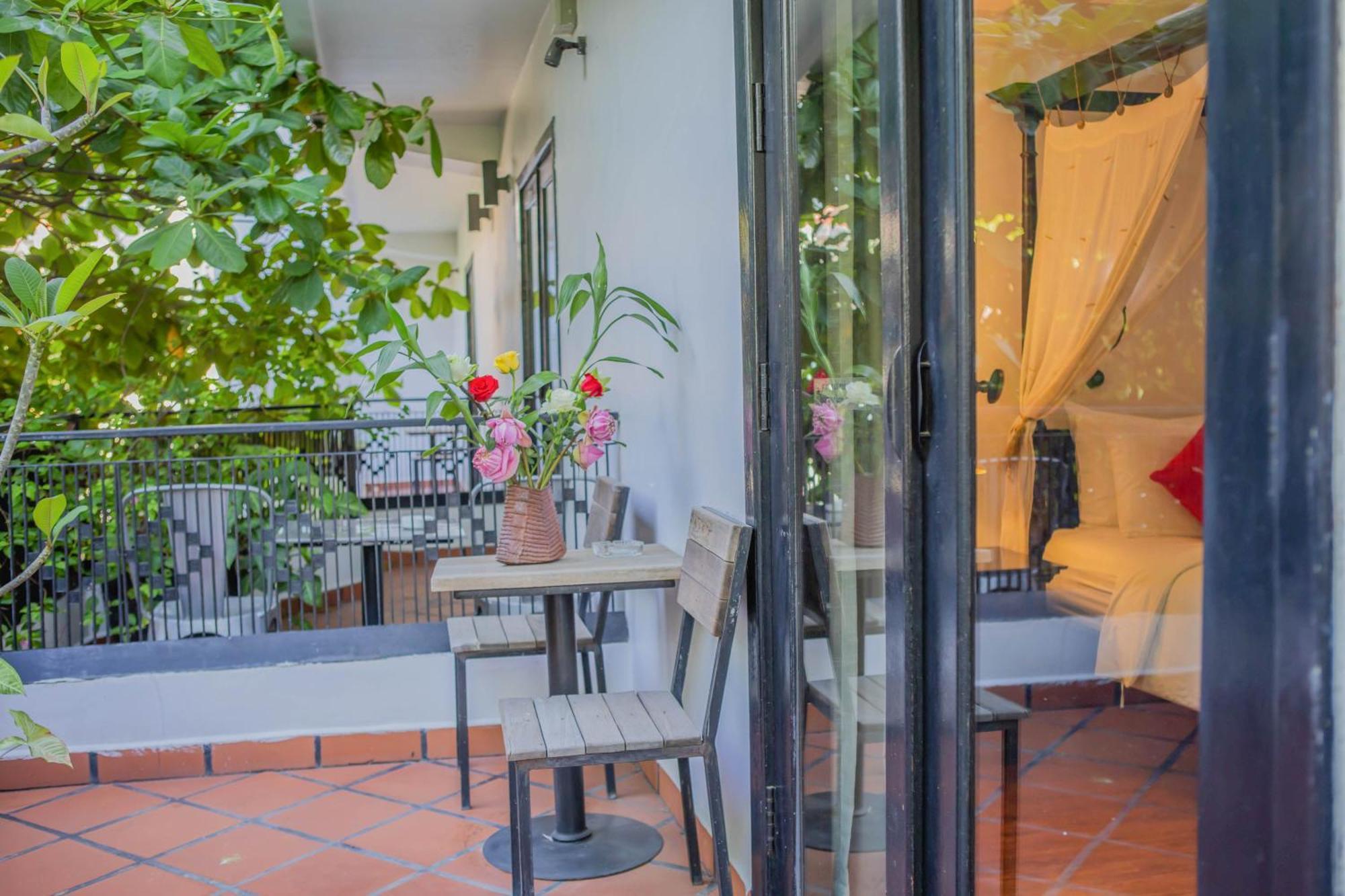 La Rose Suites Phnom Penh Exterior foto