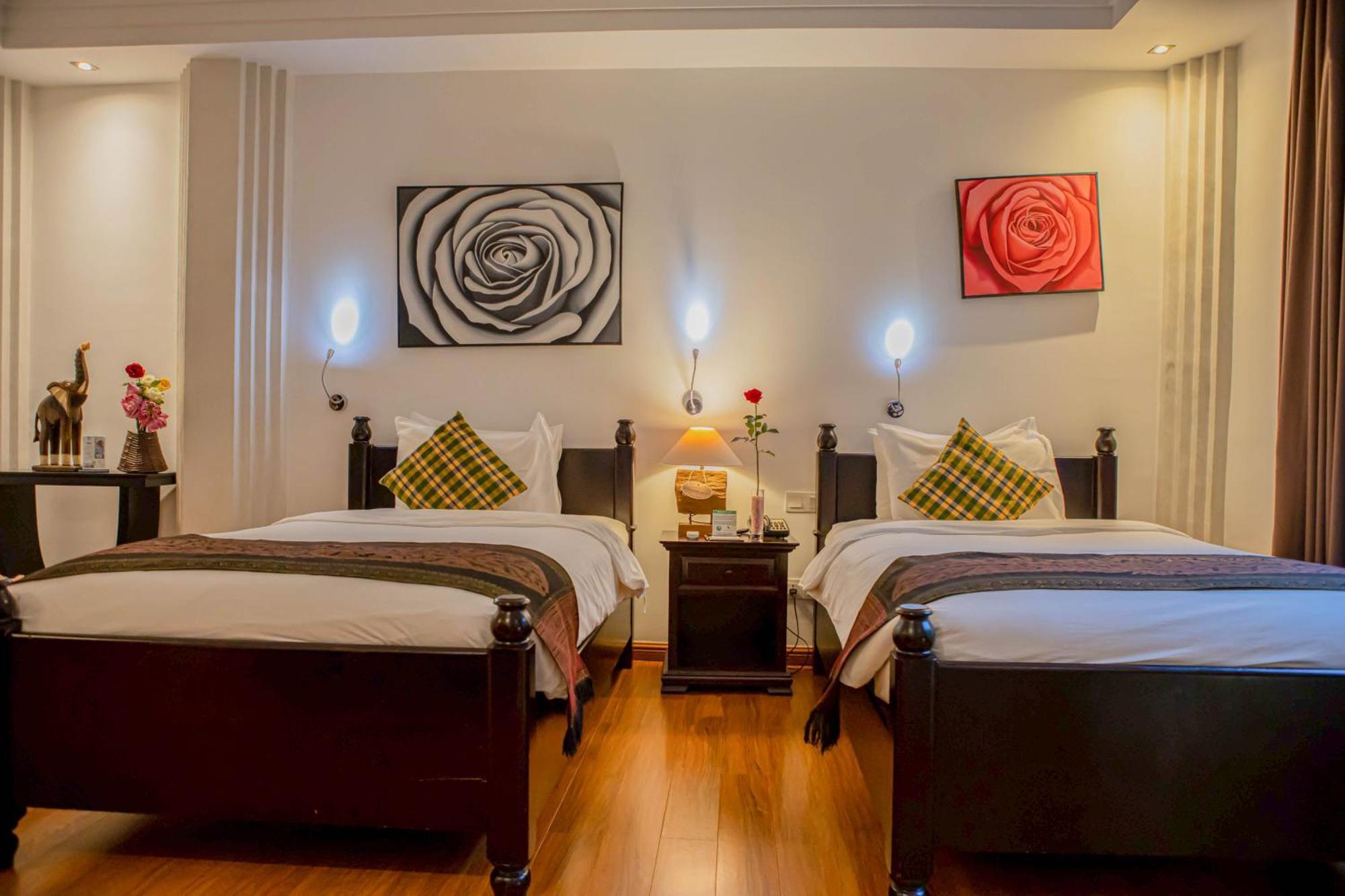 La Rose Suites Phnom Penh Exterior foto